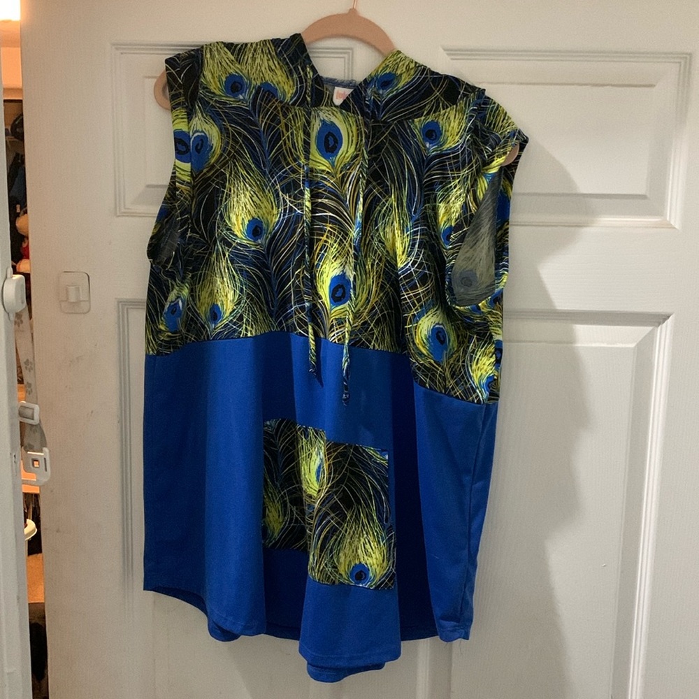 Lularoe Brittany sleeveless hoodie
